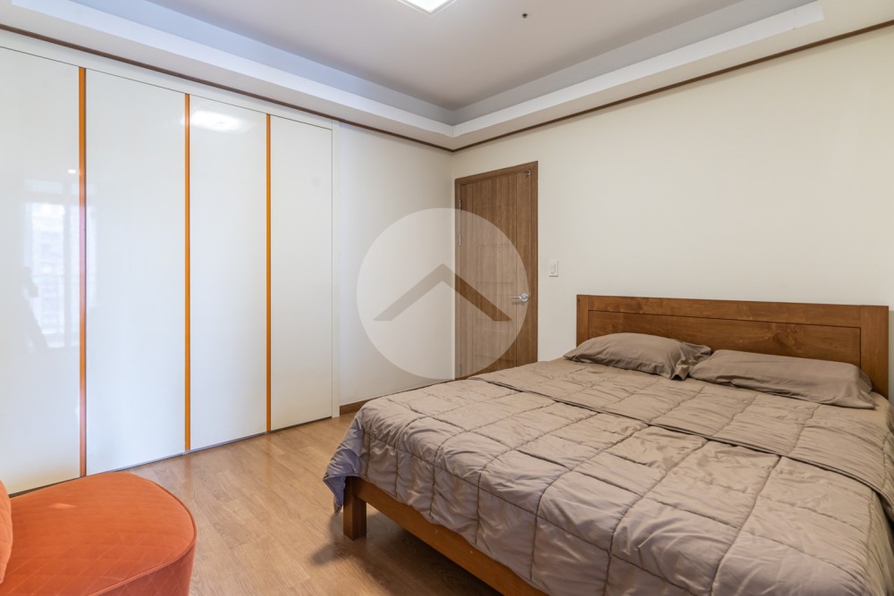 1 Bedroom  Condo For Rent - Decastle Royal, BKK1, Phnom Penh - Image 8