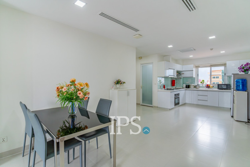 2 Bedroom Serviced Apartment For Rent - BKK1, Phnom Penh