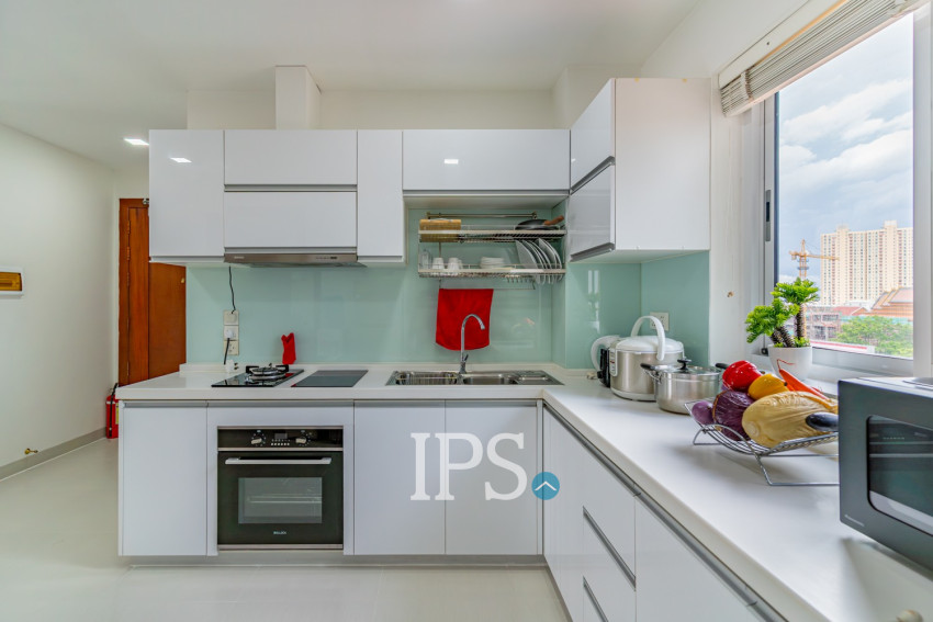 2 Bedroom Serviced Apartment For Rent - BKK1, Phnom Penh