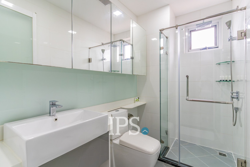 2 Bedroom Serviced Apartment For Rent - BKK1, Phnom Penh