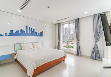 2 Bedroom Serviced Apartment For Rent - BKK1, Phnom Penh thumbnail