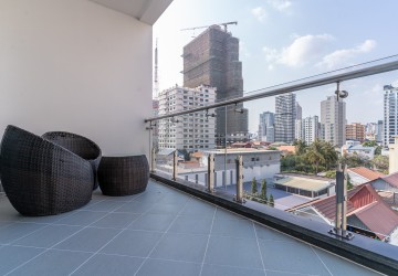 1 Bedroom Serviced Apartment For Rent - BKK1, Phnom Penh thumbnail