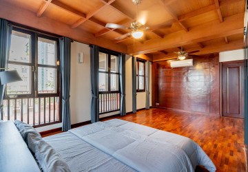 2 Bedroom Serviced Penthouse  For Rent - BKK1, Phnom Penh thumbnail