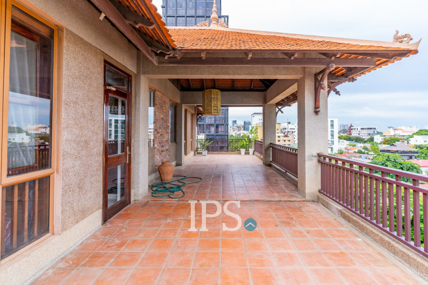 2 Bedroom Serviced Penthouse  For Rent - BKK1, Phnom Penh