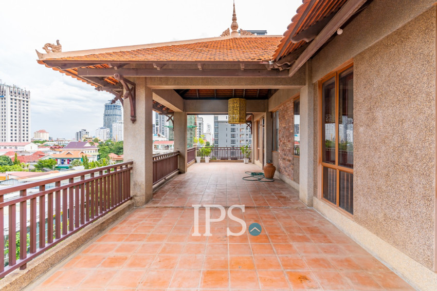 2 Bedroom Serviced Penthouse  For Rent - BKK1, Phnom Penh