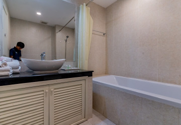 2 Bedroom Serviced Apartment For Rent - Boeung Kak 2, Phnom Penh thumbnail