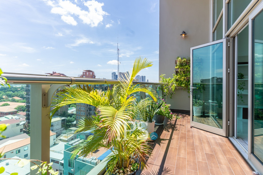 4 Bedroom Penthouse Serviced Apartment For Rent - Chey Chumneah, Phnom Penh