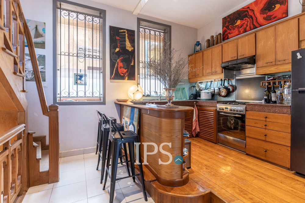 Renovated Duplex 2 Bedroom Apartment For Rent - Chey Chumneah, Phnom Penh - Image 6