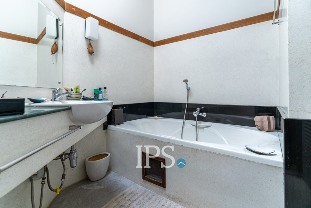 Renovated Duplex 2 Bedroom Apartment For Rent - Chey Chumneah, Phnom Penh - Image 19