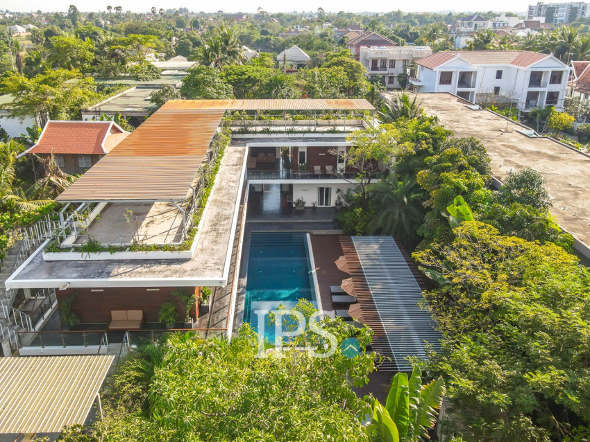 6 Bedroom Villa For Sale - Sala Kamreuk, Siem Reap