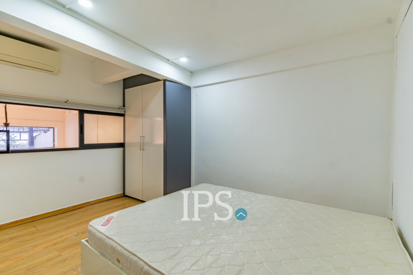 Renovated 2 Bedroom House For Rent - Tonle Bassac, Phnom Penh