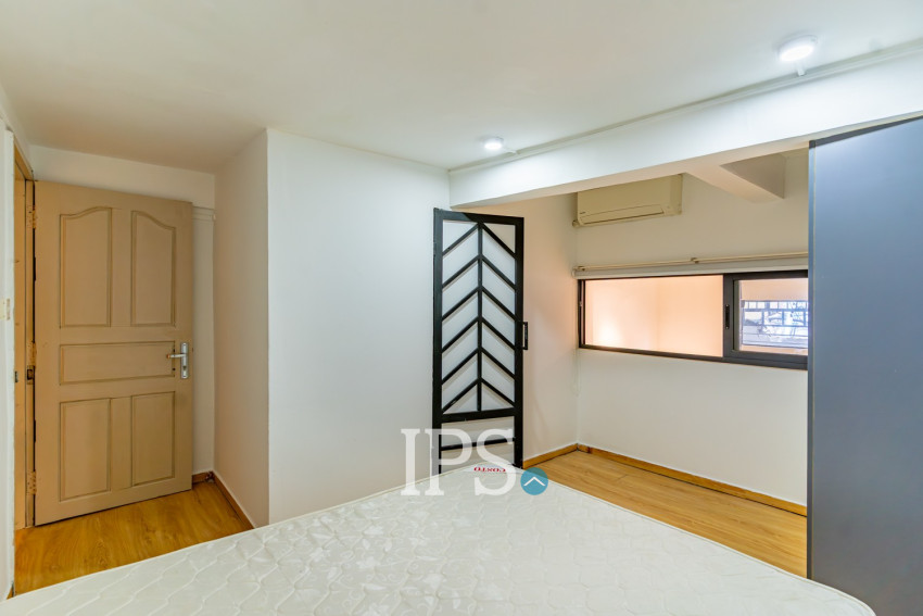 Renovated 2 Bedroom House For Rent - Tonle Bassac, Phnom Penh