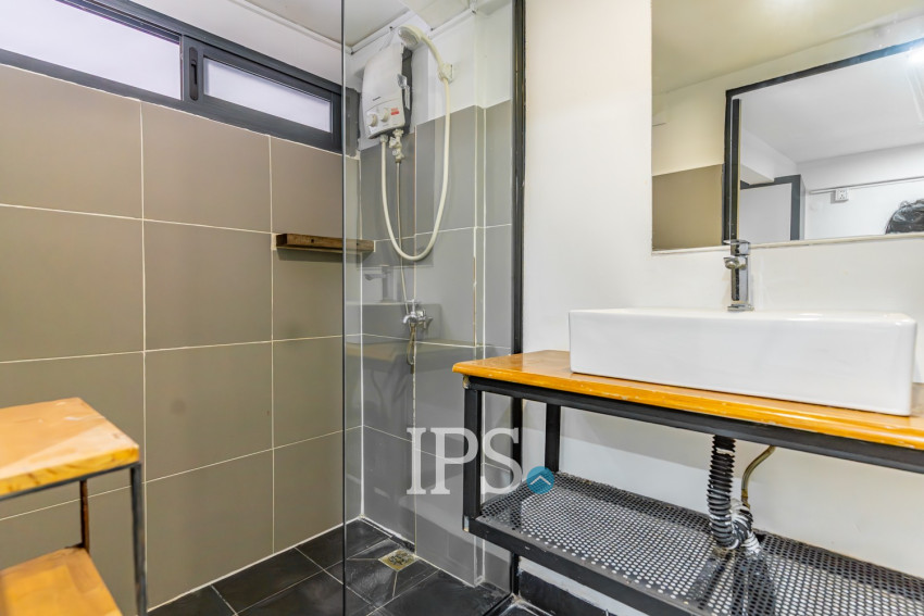 Renovated 2 Bedroom House For Rent - Tonle Bassac, Phnom Penh