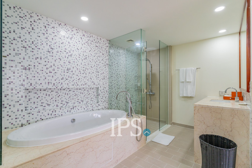 3 Bedroom Serviced Penthouse For Rent - Wat Phnom, Phnom Penh