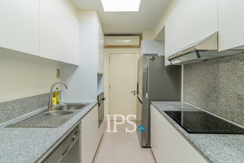 3 Bedroom Serviced Penthouse For Rent - Wat Phnom, Phnom Penh