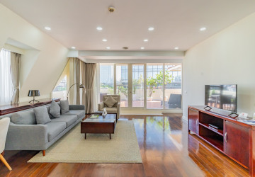 3 Bedroom Serviced Penthouse For Rent - Wat Phnom, Phnom Penh thumbnail