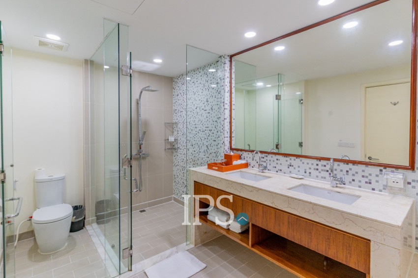 3 Bedroom Serviced Penthouse For Rent - Wat Phnom, Phnom Penh