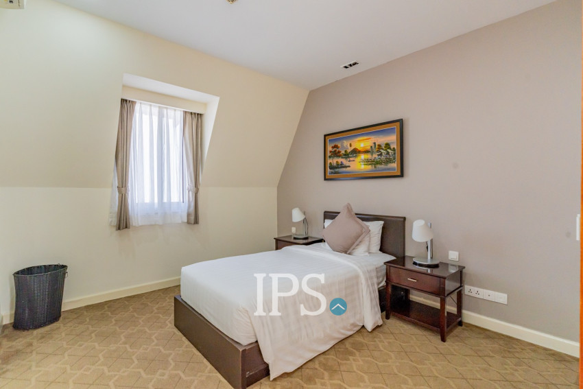 3 Bedroom Serviced Penthouse For Rent - Wat Phnom, Phnom Penh