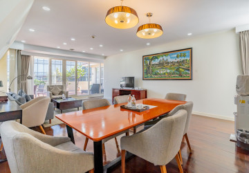 3 Bedroom Serviced Penthouse For Rent - Wat Phnom, Phnom Penh thumbnail
