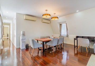 3 Bedroom Serviced Penthouse For Rent - Wat Phnom, Phnom Penh thumbnail