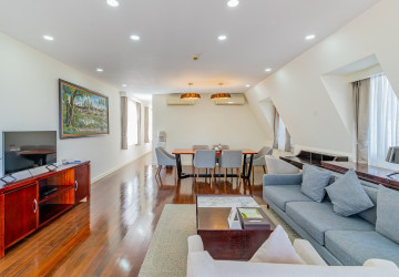 3 Bedroom Serviced Penthouse For Rent - Wat Phnom, Phnom Penh thumbnail