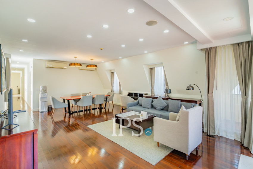 3 Bedroom Serviced Penthouse For Rent - Wat Phnom, Phnom Penh