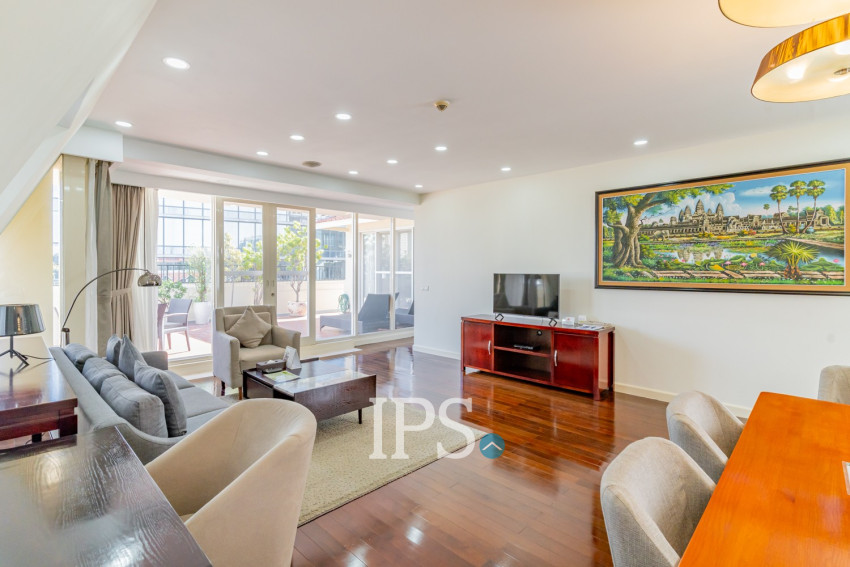 3 Bedroom Serviced Penthouse For Rent - Wat Phnom, Phnom Penh