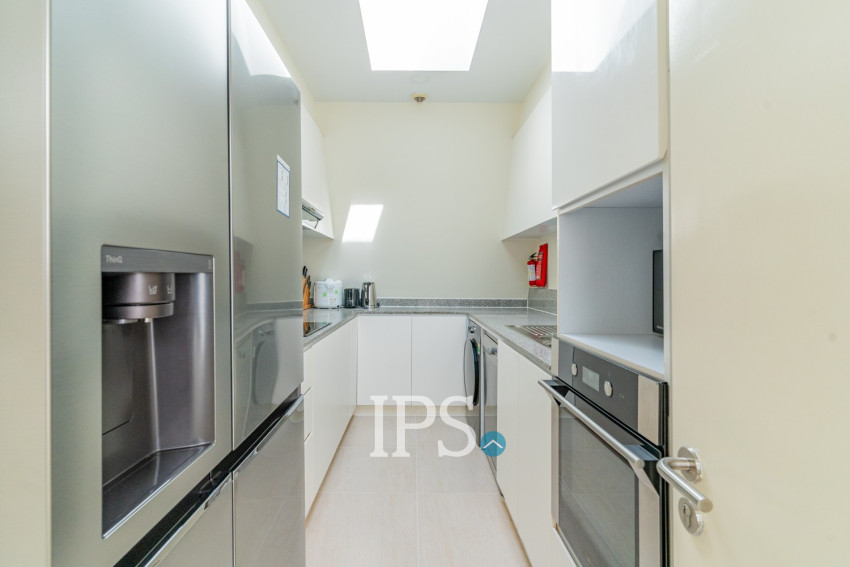 3 Bedroom Serviced Penthouse For Rent - Wat Phnom, Phnom Penh