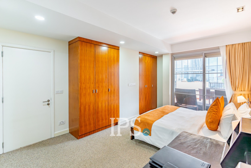 3 Bedroom Serviced Penthouse For Rent - Wat Phnom, Phnom Penh