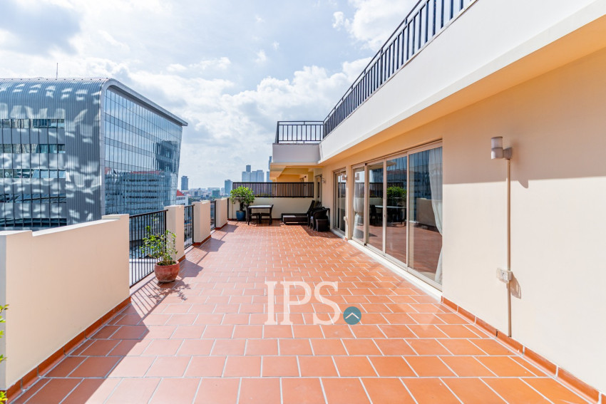 3 Bedroom Serviced Penthouse For Rent - Wat Phnom, Phnom Penh