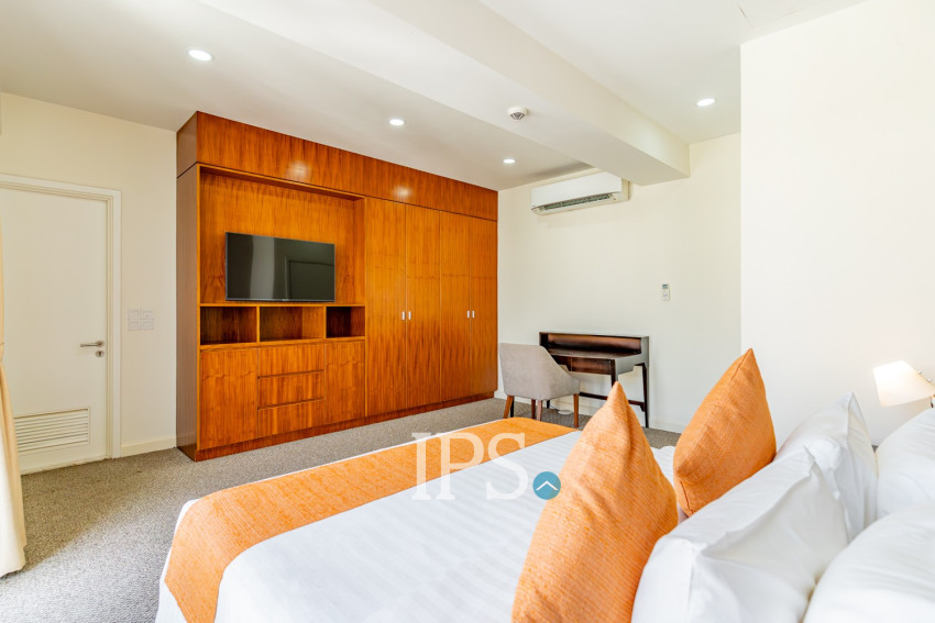 3 Bedroom Serviced Penthouse For Rent - Wat Phnom, Phnom Penh