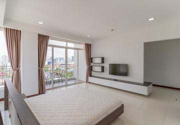 Duplex 2 Bedroom Serviced Apartment For Rent - Tonle Bassac, Phnom Penh thumbnail