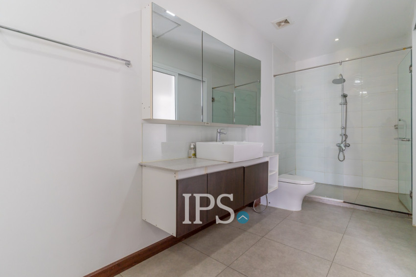 Duplex 2 Bedroom Serviced Apartment For Rent - Tonle Bassac, Phnom Penh