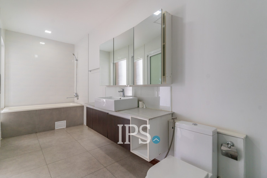 Duplex 2 Bedroom Serviced Apartment For Rent - Tonle Bassac, Phnom Penh