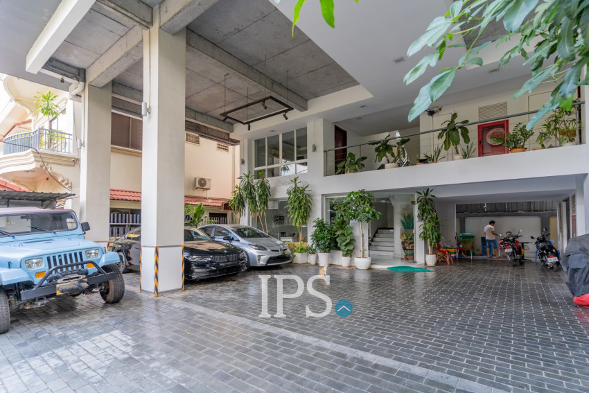 Duplex 2 Bedroom Serviced Apartment For Rent - Tonle Bassac, Phnom Penh