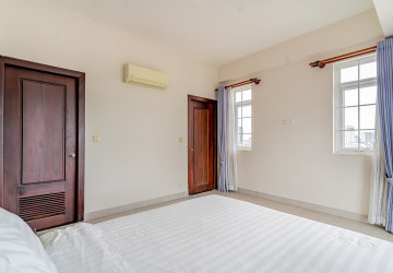 2 Bedroom Serviced Apartment For Rent - Toul Svay Prey, Phnom Penh thumbnail