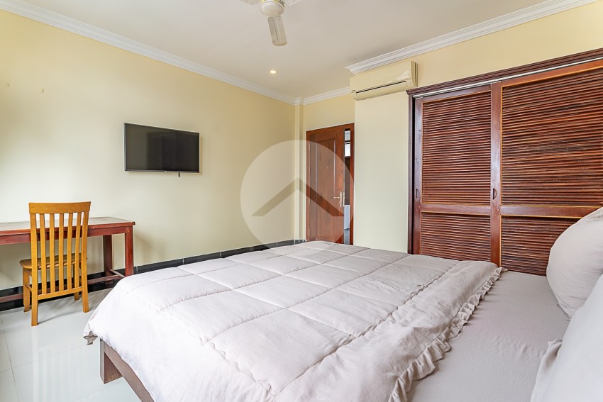 3 Bedroom Serviced Apartment For Rent - Tonle Bassac, Phnom Penh