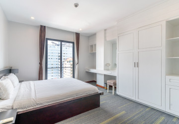 1 Bedroom Serviced Apartment For Rent - BKK1 - Phnom Penh thumbnail
