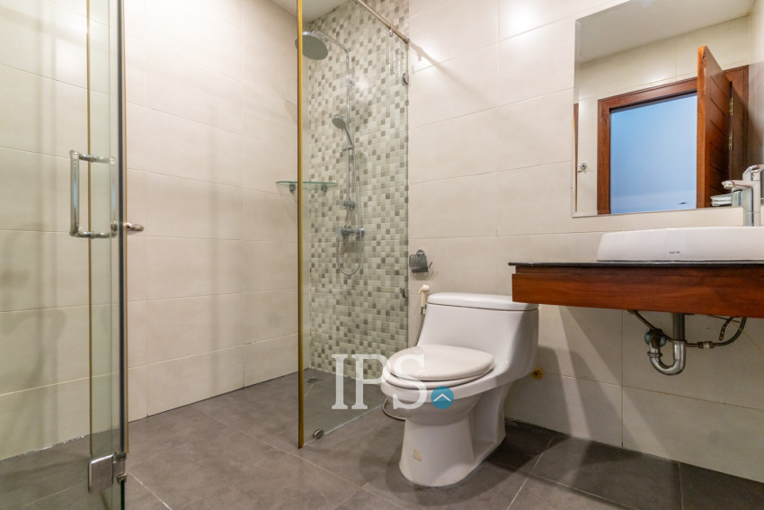 2 Bedroom Serviced Apartment For Rent - BKK1, Phnom Penh