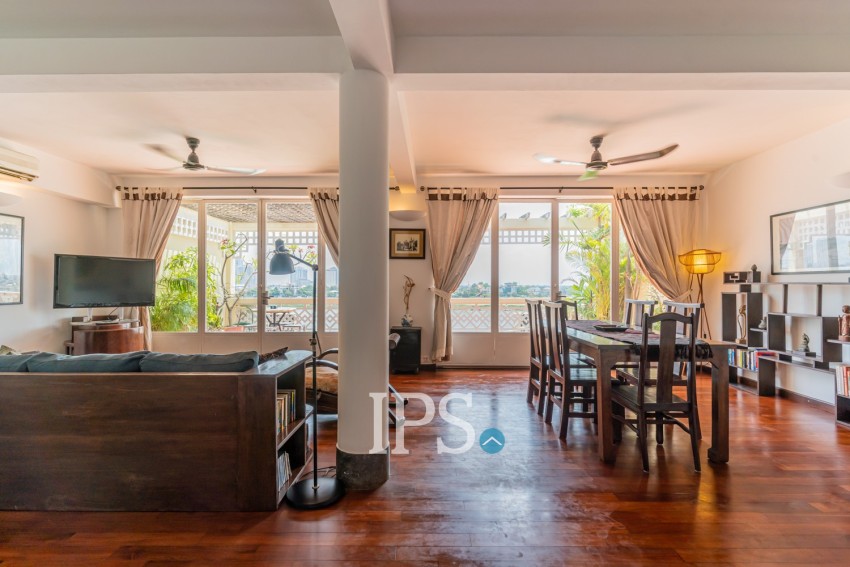 Renovated 3 Bedroom Apartment For Rent - Riverside, Phnom Penh