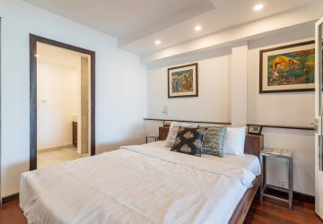 Renovated 3 Bedroom Apartment For Rent - Riverside, Phnom Penh thumbnail