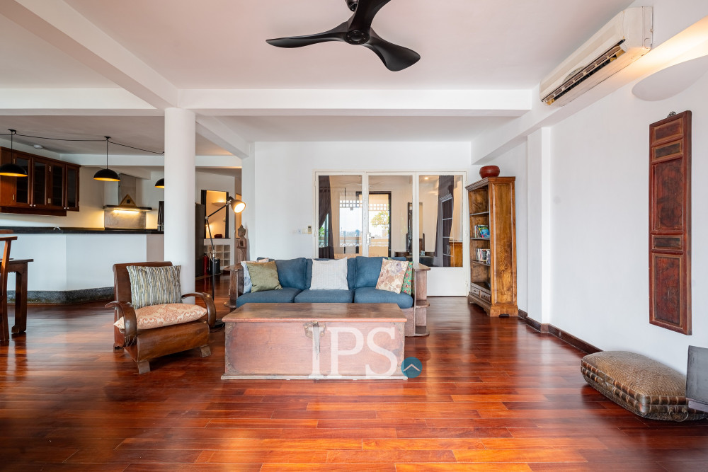 Renovated 3 Bedroom Apartment For Rent - Phsar Kandal 1, Phnom Penh - Image 2