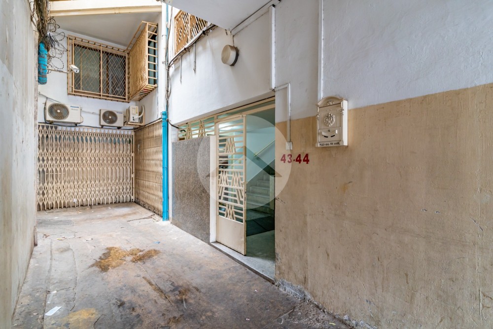 Renovated 3 Bedroom Apartment For Rent - Wat Phnom, Phnom Penh - Image 24