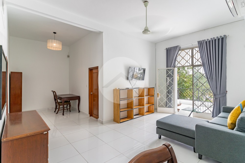 Renovated 3 Bedroom Apartment For Rent - Wat Phnom, Phnom Penh