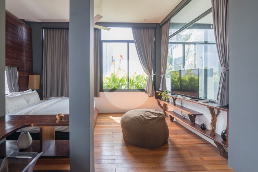 4 Bedroom Duplex Penthouse for Rent - Tonle Bassac, Phnom Penh
