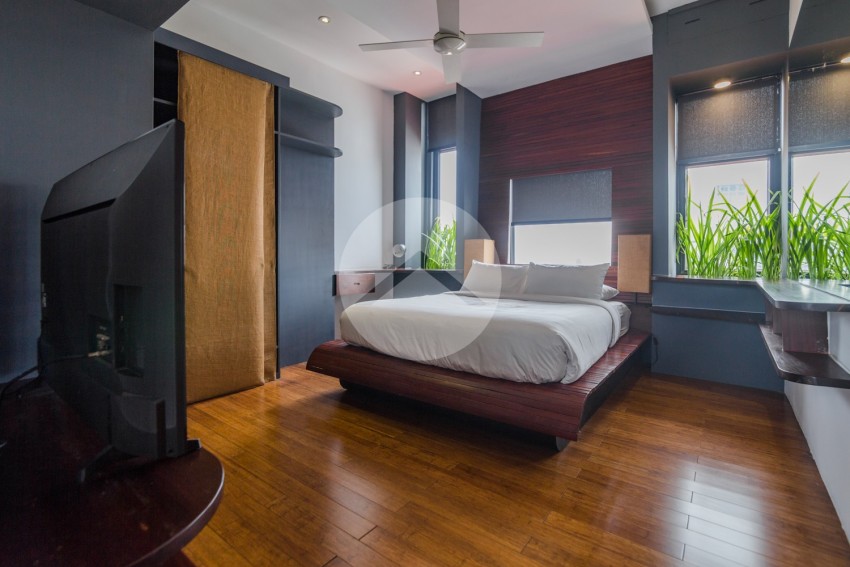 4 Bedroom Duplex Penthouse for Rent - Tonle Bassac, Phnom Penh