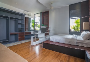 4 Bedroom Duplex Penthouse for Rent - Tonle Bassac, Phnom Penh thumbnail