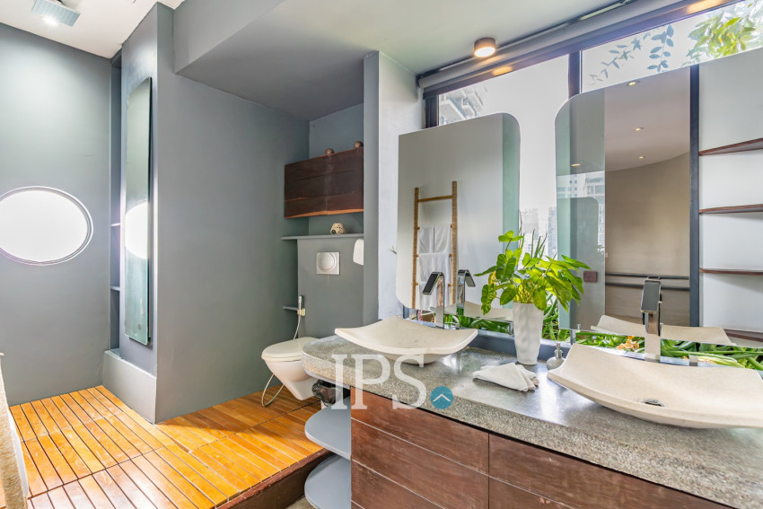 Duplex 4 Bedroom Penthouse For Rent - Tonle Bassac, Phnom Penh