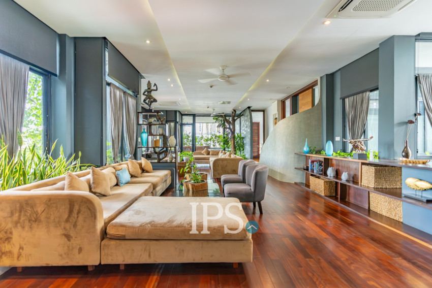 Duplex 4 Bedroom Penthouse For Rent - Tonle Bassac, Phnom Penh