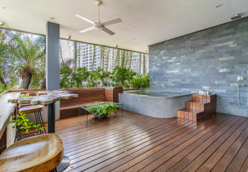 Duplex 4 Bedroom Penthouse For Rent - Tonle Bassac, Phnom Penh thumbnail